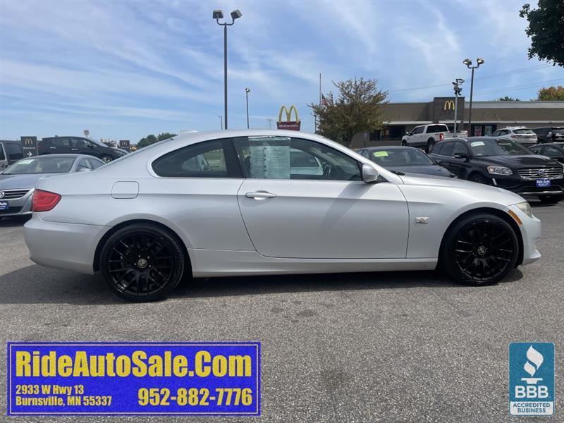 BMW 328  2011