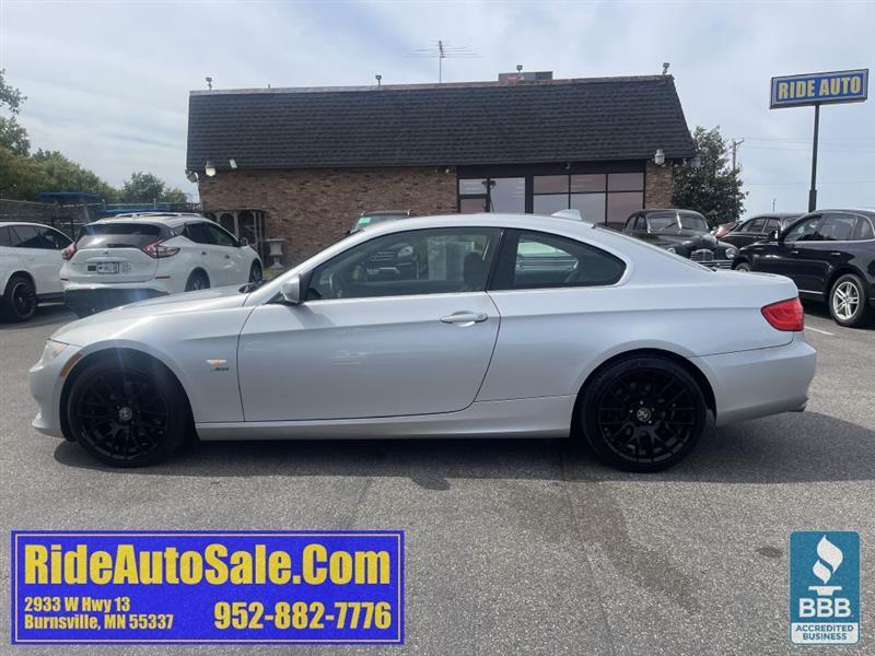 BMW 328  2011