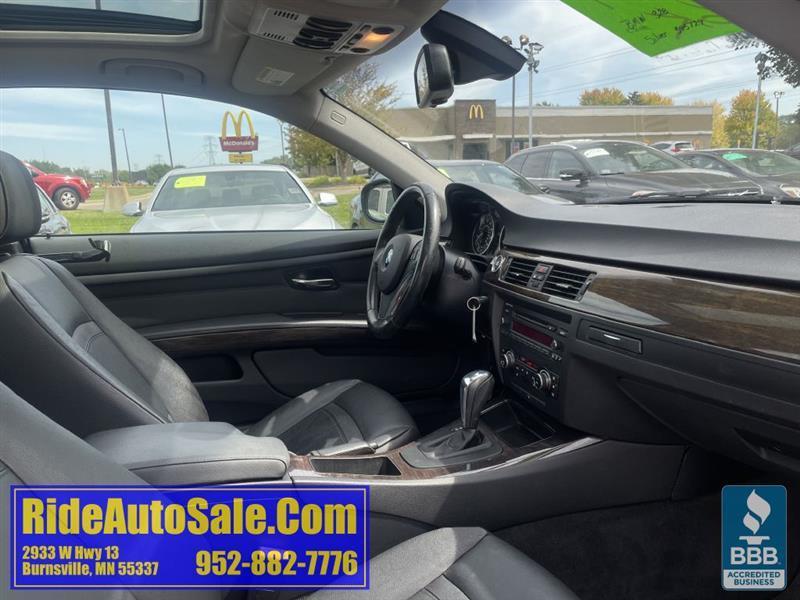 BMW 328  2011