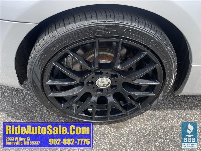 BMW 328  2011