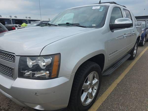 2013 Chevrolet Avalanche 1500 LTZ Black Diamond Crew cab 4x4 5.3 V8 !