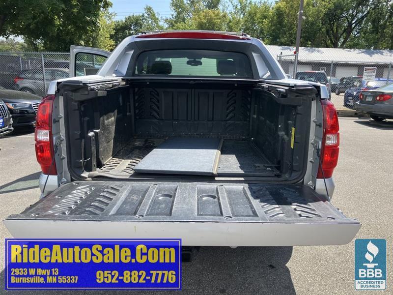 Chevrolet Avalanche  2013