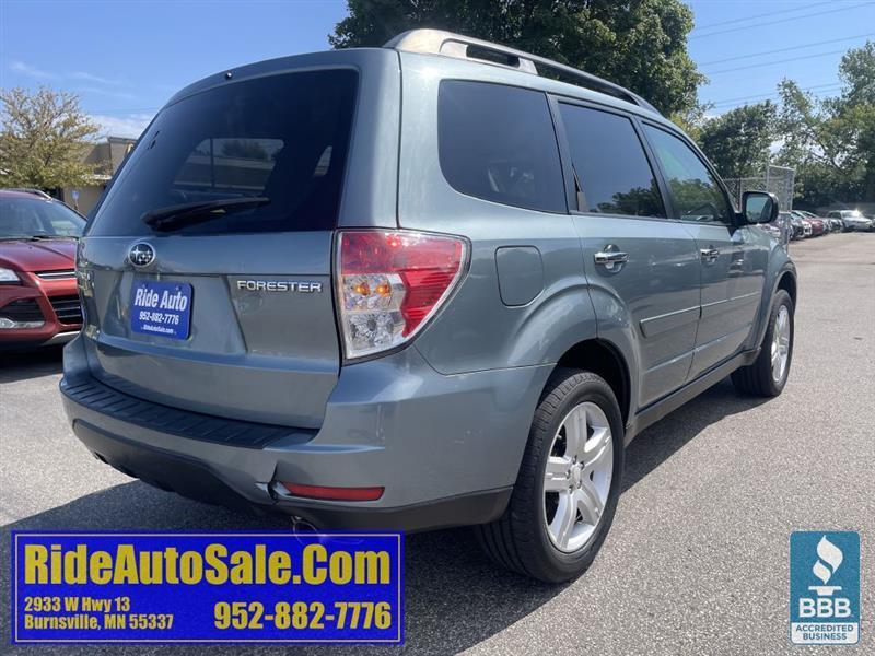 Subaru Forester  2010