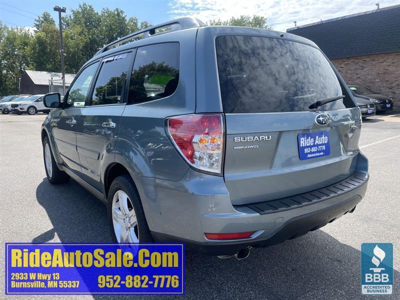 Subaru Forester  2010