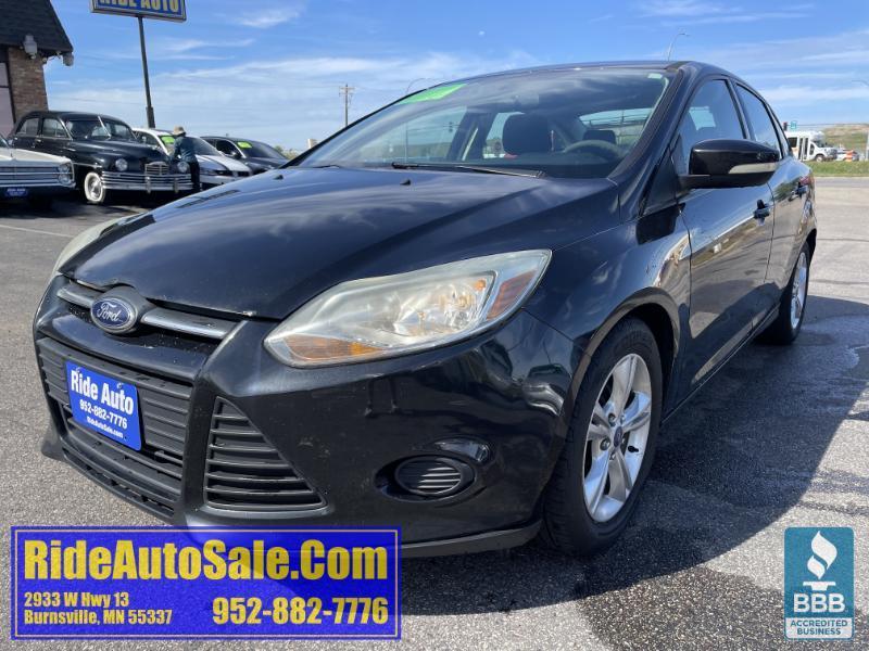 2014 Ford Focus SE, 4dr sedan, 2.0 4cyl, AUTO, runs great !