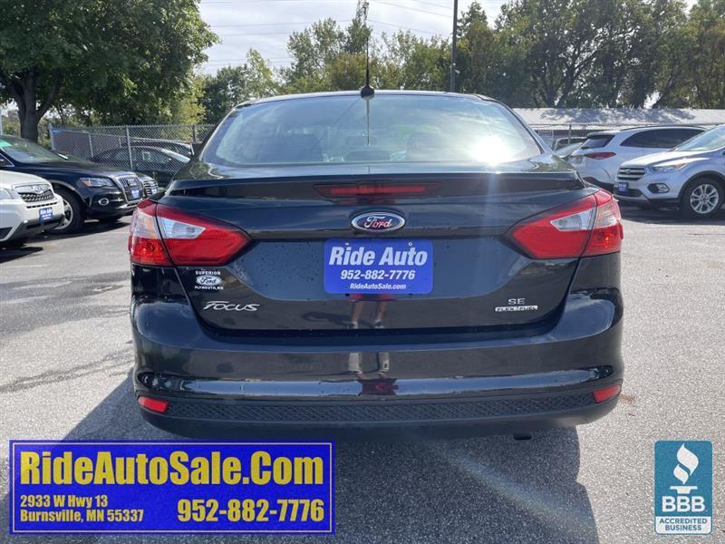 Ford Focus  2014