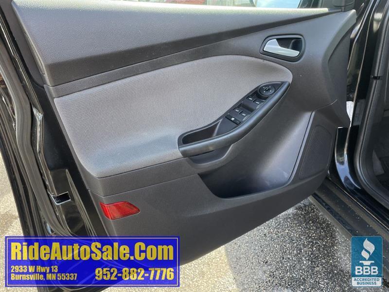 Ford Focus  2014