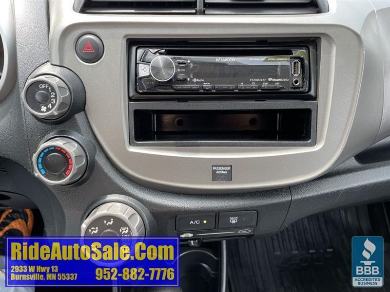 Honda Fit Sport 5-Speed AT 2009