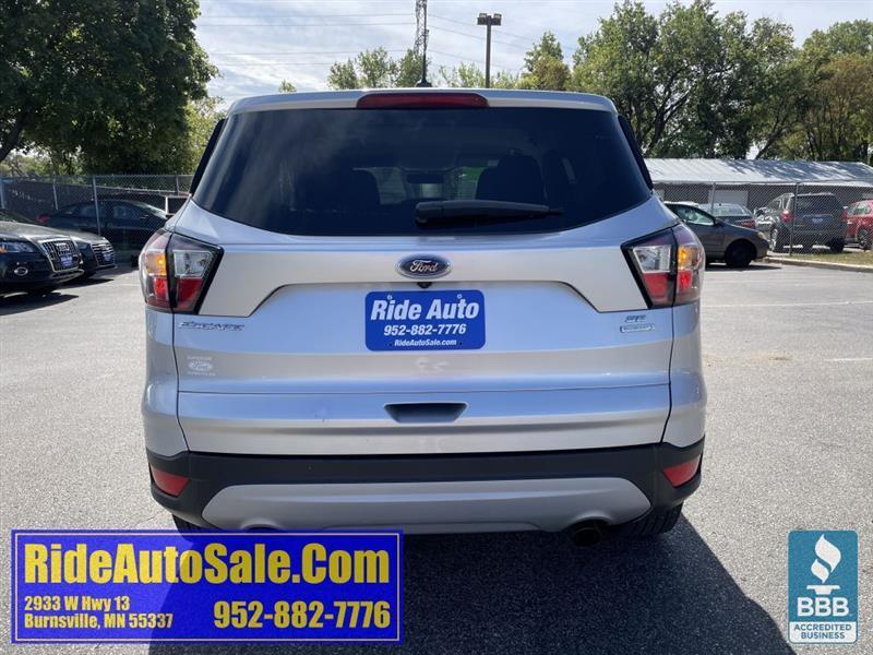 Ford Escape  2017