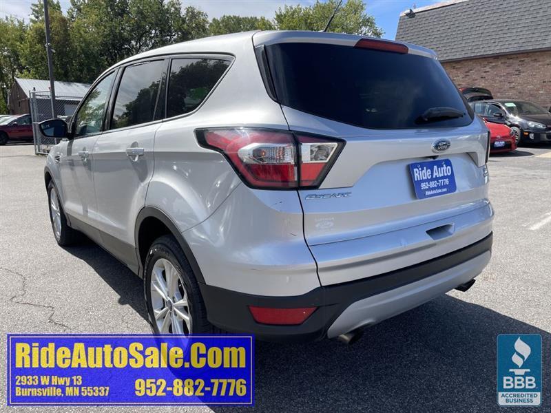 Ford Escape  2017