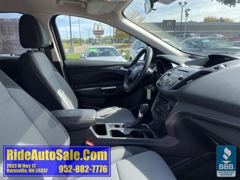 Ford Escape  2017