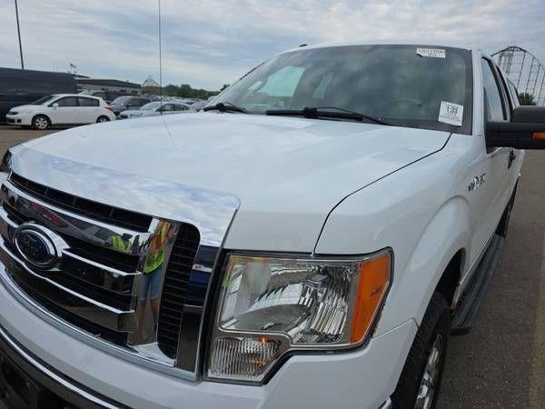 2012 Ford F-150 XLT, Super Cab 4dr, 4x4, reliable 3.7 V6, CLEAN !