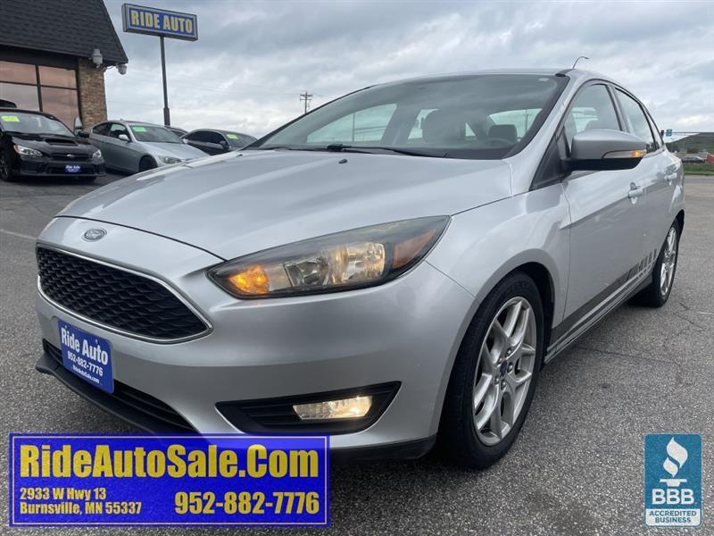 2015 Ford Focus SE, 4dr sedan, 2.0 4cyl, Auto, CLEAN, runs great !