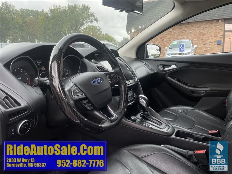 Ford Focus  2015