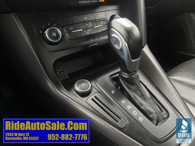 Ford Focus  2015