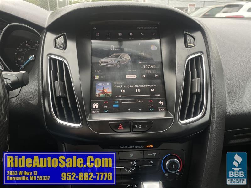 Ford Focus  2015