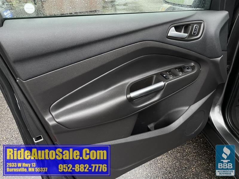 Ford Escape  2017