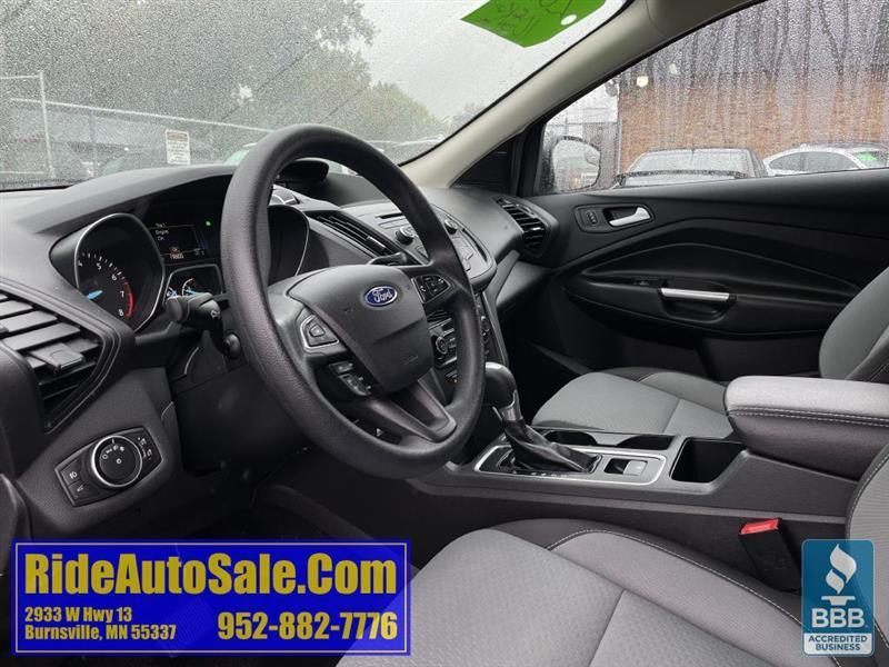 Ford Escape  2017