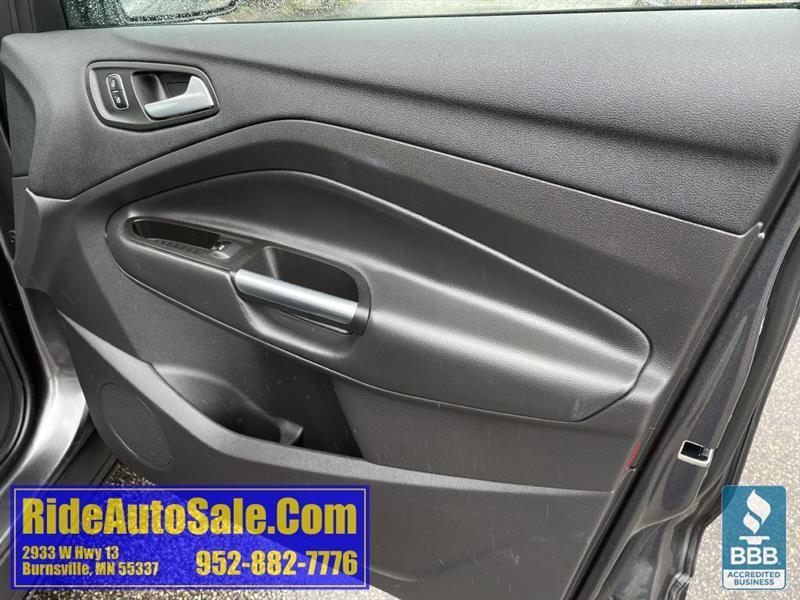 Ford Escape  2017