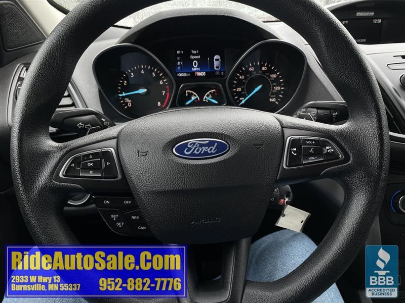 Ford Escape  2017