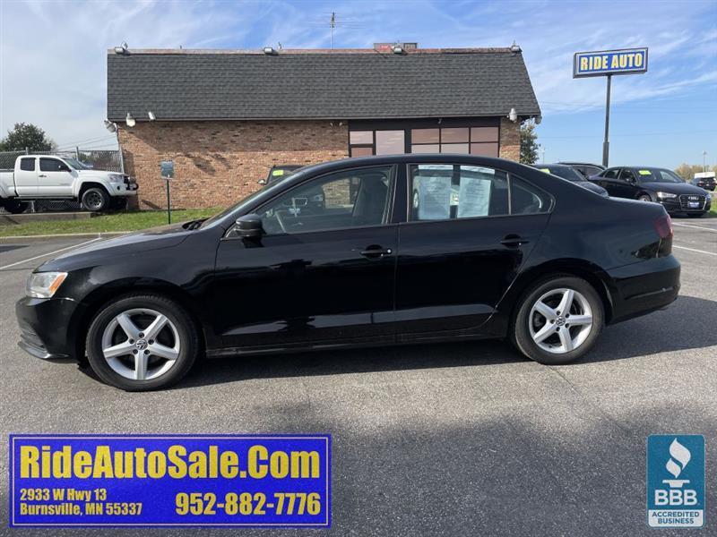 Volkswagen Jetta  2016