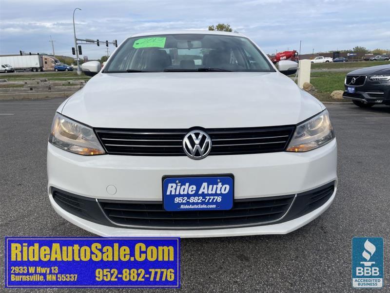 Volkswagen Jetta  2013