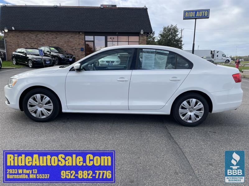 Volkswagen Jetta  2013
