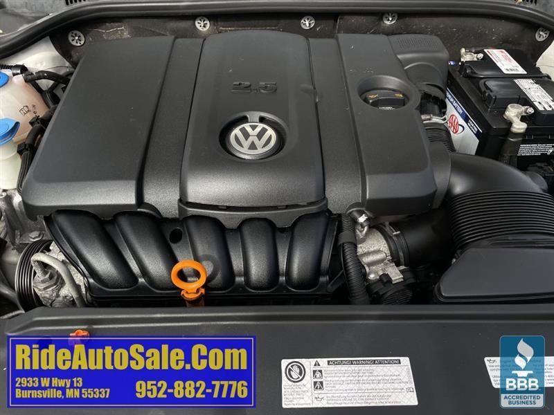 Volkswagen Jetta  2013