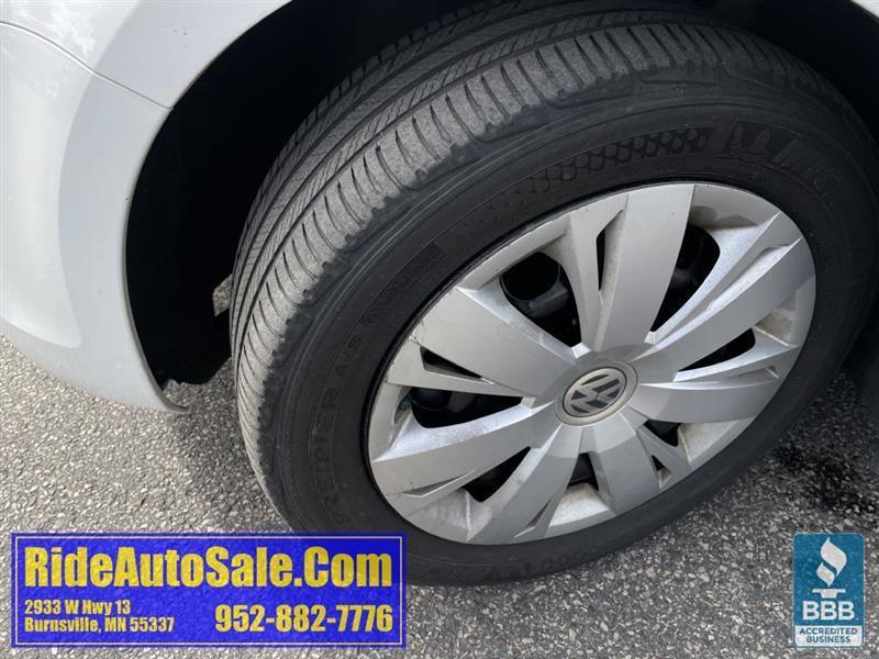 Volkswagen Jetta  2013