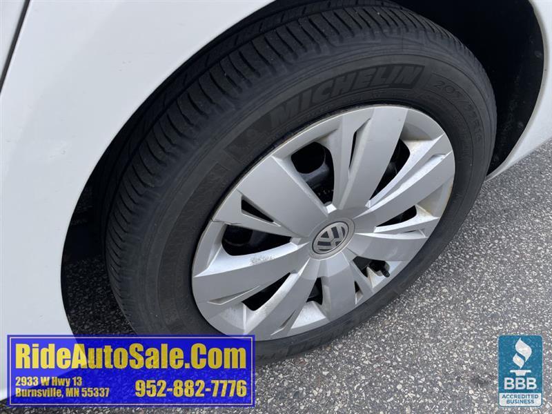 Volkswagen Jetta  2013
