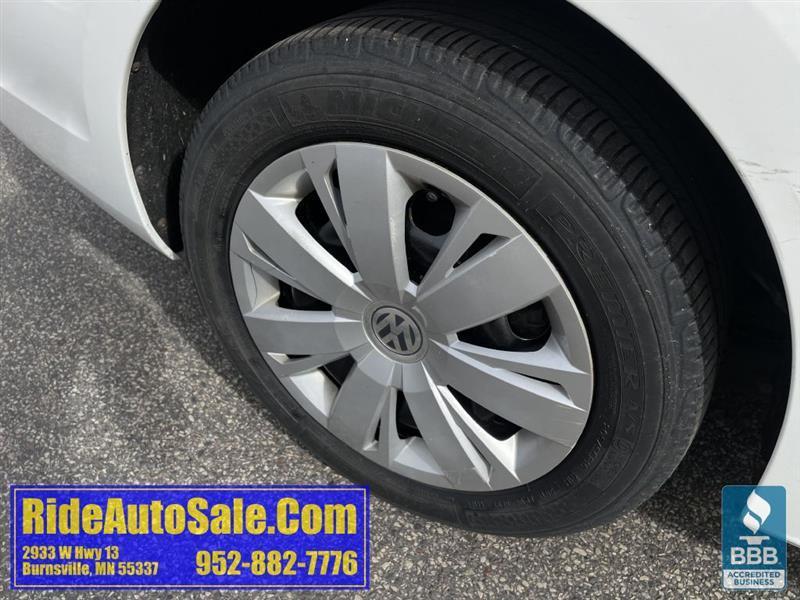 Volkswagen Jetta  2013
