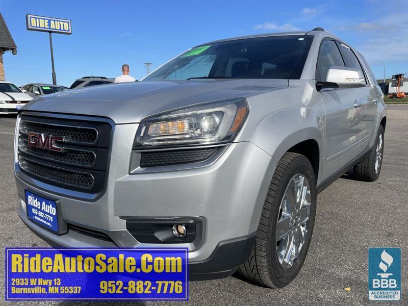 2017 GMC Acadia Limited 7 Pass. Leather, AWD, V6, CLEAN, runs great !