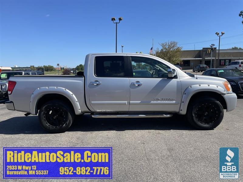 Nissan Titan  2011