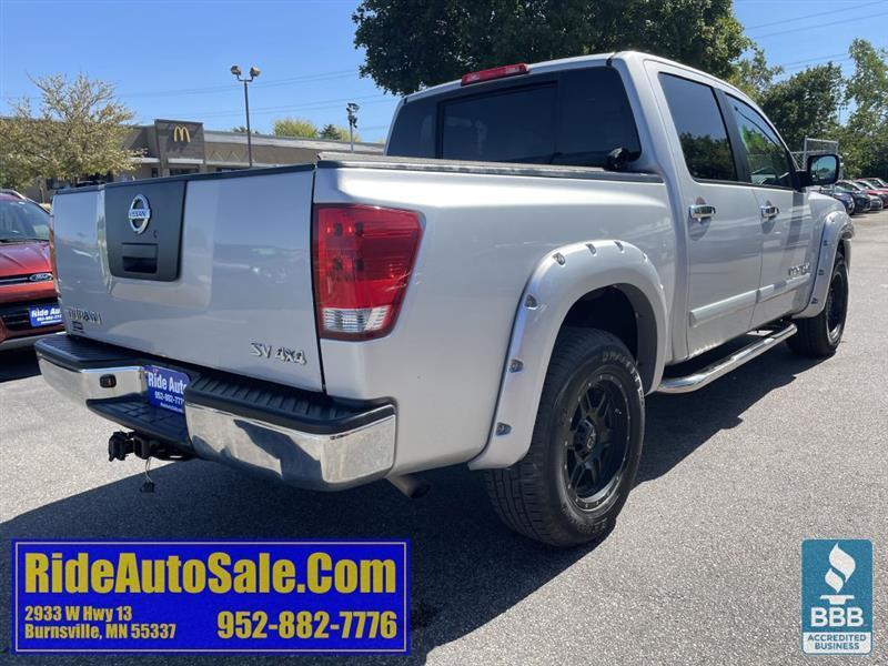 Nissan Titan  2011