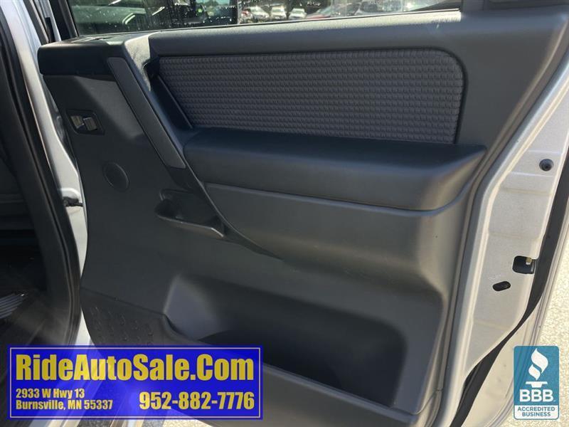 Nissan Titan  2011
