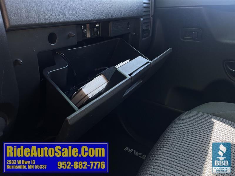 Nissan Titan  2011