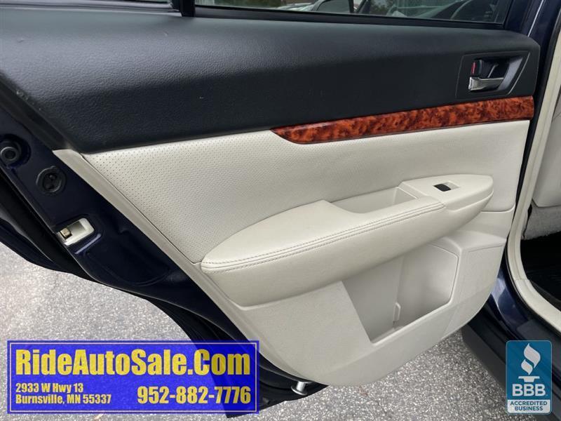 Subaru Outback  2012