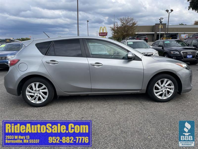 Mazda MAZDA3  2012