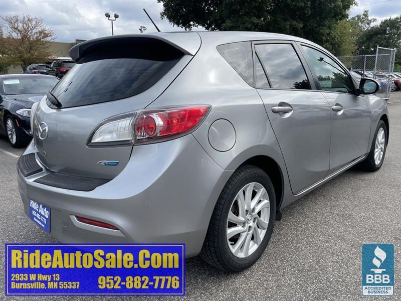 Mazda MAZDA3  2012