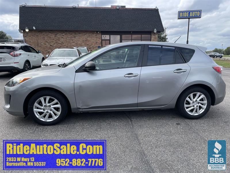 Mazda MAZDA3  2012