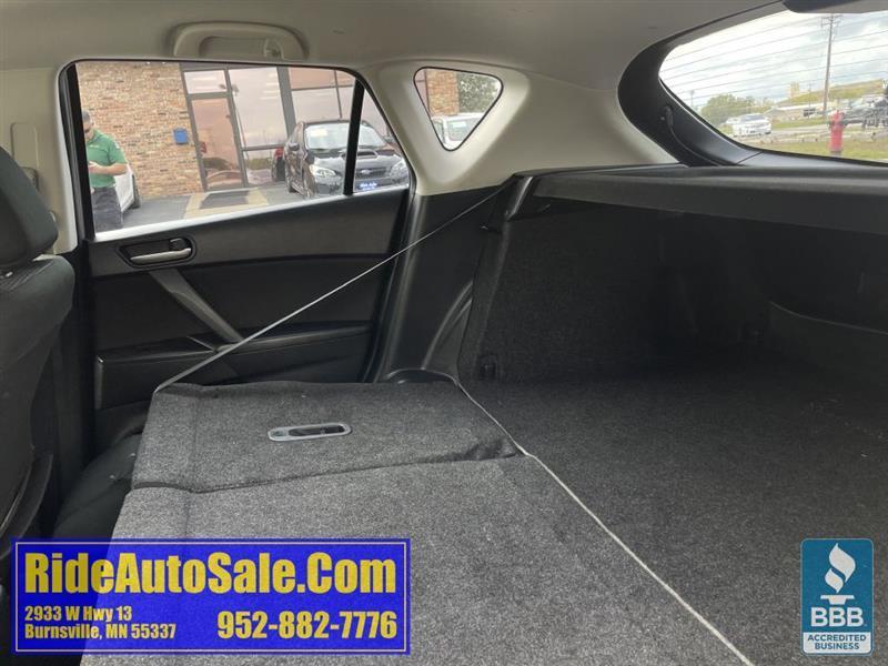 Mazda MAZDA3  2012