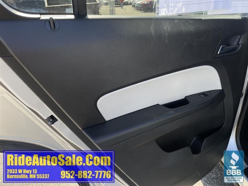 Chevrolet Equinox  2011