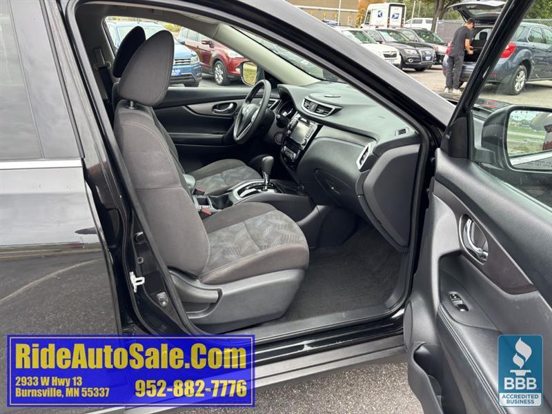 Nissan Rogue  2016