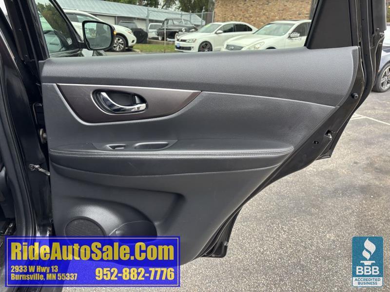 Nissan Rogue  2016