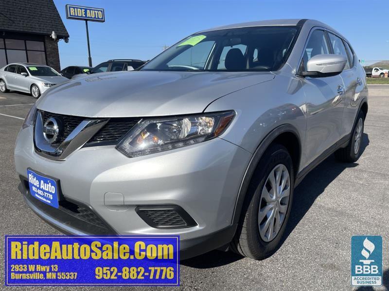 2015 Nissan Rogue S, 5 Pass. Cross Over SUV, 2.5 4cyl, AWD !