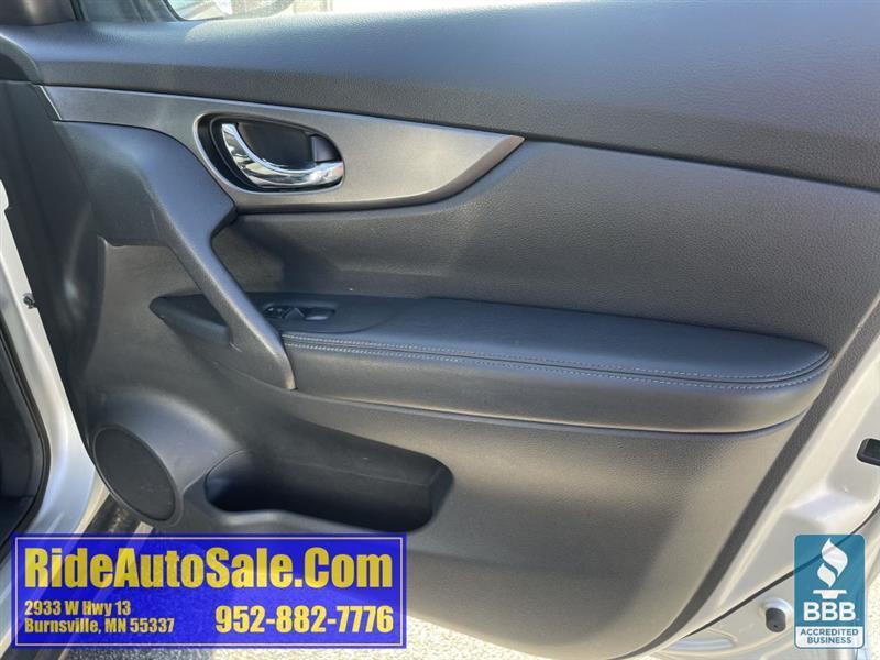 Nissan Rogue  2015