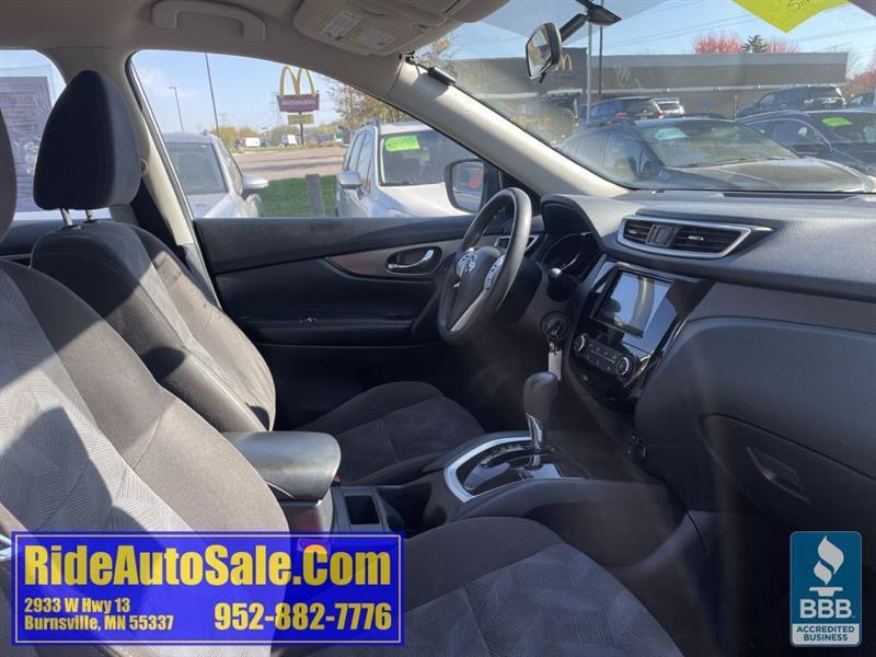 Nissan Rogue  2015
