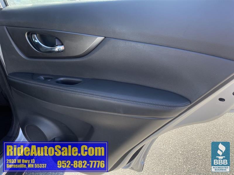Nissan Rogue  2015