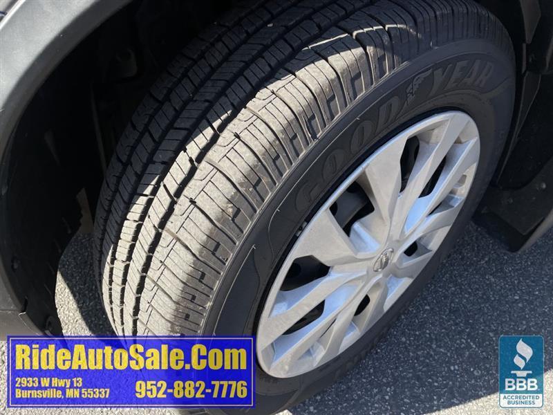 Nissan Rogue  2015