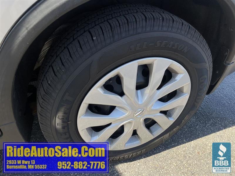 Nissan Rogue  2015
